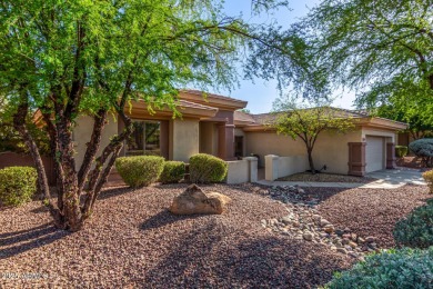 This 2-bedroom, den, 2 bath home is located in the beautiful on Anthem Golf and Country Club  in Arizona - for sale on GolfHomes.com, golf home, golf lot