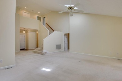 Sought after White Willow villa in Woodside Plantation. Sitting on Woodside Plantation Country Club in South Carolina - for sale on GolfHomes.com, golf home, golf lot