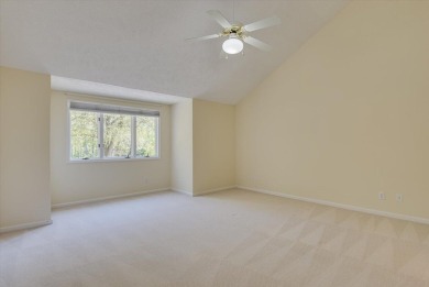 Sought after White Willow villa in Woodside Plantation. Sitting on Woodside Plantation Country Club in South Carolina - for sale on GolfHomes.com, golf home, golf lot