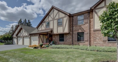 Welcome to this beautifully maintained Avon model in the highly on Maple Meadows Golf Club in Illinois - for sale on GolfHomes.com, golf home, golf lot