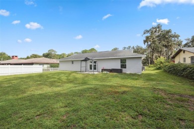 Don't miss out on this adorable Inverness abode! It's been on Inverness Golf and Country Club in Florida - for sale on GolfHomes.com, golf home, golf lot