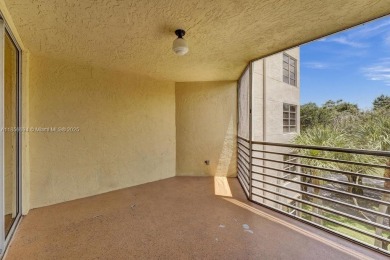 RARELY AVAILABLE AT THIS PRICE! Welcome to this spacious 3 on Pine Island Ridge Country Club in Florida - for sale on GolfHomes.com, golf home, golf lot