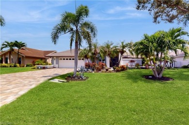 This stunning pool home will BLOW YOUR SOCKS OFF! Panoramic on Spanish Wells Golf and Country Club in Florida - for sale on GolfHomes.com, golf home, golf lot