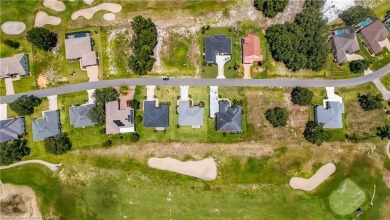 A turn-key, beautiful 3 bedroom, 2.5 bath, plus a dedicated on Country Club of Sebring in Florida - for sale on GolfHomes.com, golf home, golf lot