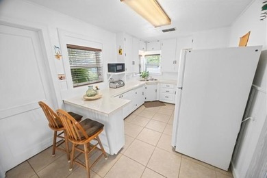 Welcome to your slice of coastal paradise! This charming on Rockport Country Club in Texas - for sale on GolfHomes.com, golf home, golf lot