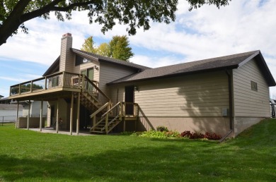 Beautiful 3 bedroom 2 1/2 bath home located in West Ord Acres on Ord Golf Club in Nebraska - for sale on GolfHomes.com, golf home, golf lot