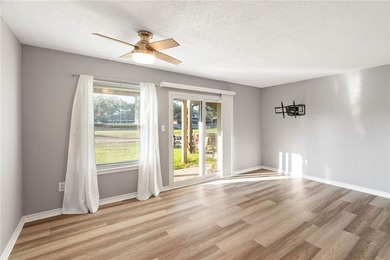 Remodeled Golf Course Country Club Condo! Step into easy coastal on Rockport Country Club in Texas - for sale on GolfHomes.com, golf home, golf lot