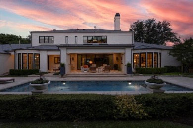 Fabulous Golf Course Retreat Remodeled in 2018 by Braswell Homes on Shady Oaks Country Club in Texas - for sale on GolfHomes.com, golf home, golf lot
