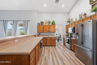 Arrowhead Ranch beautiful and spacious 4 bed / 2 bath on The Legend at Arrowhead in Arizona - for sale on GolfHomes.com, golf home, golf lot