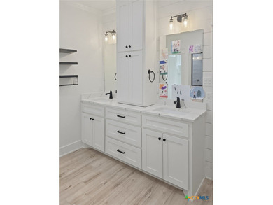 Experience the best of golf course living in this stately home on Gatesville Country Club in Texas - for sale on GolfHomes.com, golf home, golf lot