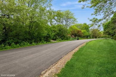 A Rare Find! A ~ 1 acre lot in prestigious Country Club Estates on Hillcrest Country Club in Illinois - for sale on GolfHomes.com, golf home, golf lot
