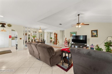 Live the Plantation Bay lifestyle! This charming 2-bed, 2-bath on Plantation Bay Golf and Country Club in Florida - for sale on GolfHomes.com, golf home, golf lot