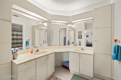 Live the Plantation Bay lifestyle! This charming 2-bed, 2-bath on Plantation Bay Golf and Country Club in Florida - for sale on GolfHomes.com, golf home, golf lot