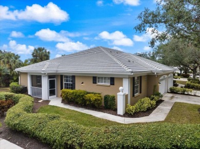 Featuring BRAND NEW sleek stainless-steel appliances for a on The Venice Golf and Country Club in Florida - for sale on GolfHomes.com, golf home, golf lot