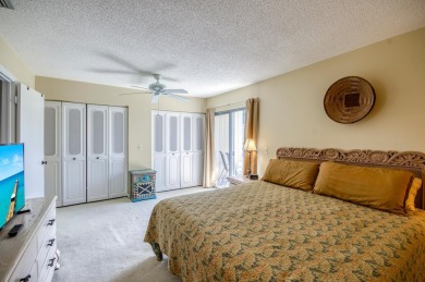 LOCATION & VALUE!! This condo has terrific Loxahatchee River on Riverbend Golf Club in Florida - for sale on GolfHomes.com, golf home, golf lot