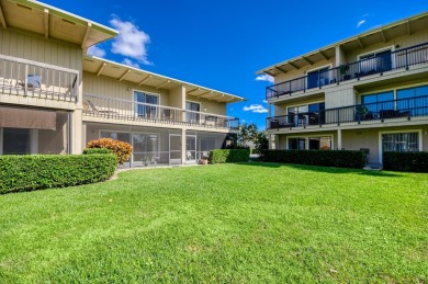 LOCATION & VALUE!! This condo has terrific Loxahatchee River on Riverbend Golf Club in Florida - for sale on GolfHomes.com, golf home, golf lot