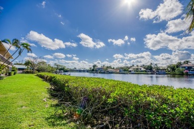 LOCATION & VALUE!! This condo has terrific Loxahatchee River on Riverbend Golf Club in Florida - for sale on GolfHomes.com, golf home, golf lot