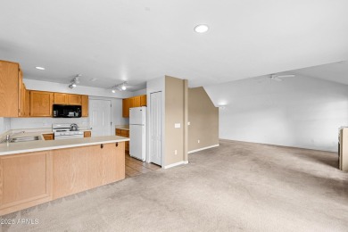 Boulder Villas Townhome with 3 bedrooms and
2 baths located on Continental Country Club in Arizona - for sale on GolfHomes.com, golf home, golf lot