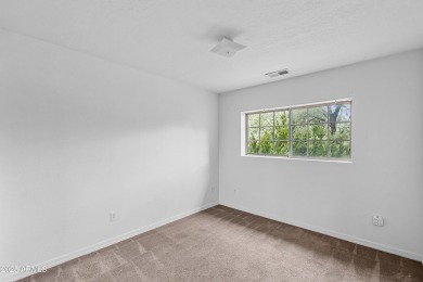 Boulder Villas Townhome with 3 bedrooms and
2 baths located on Continental Country Club in Arizona - for sale on GolfHomes.com, golf home, golf lot