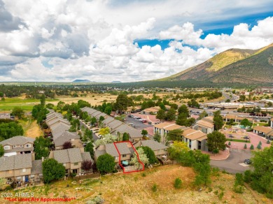 Boulder Villas Townhome with 3 bedrooms and
2 baths located on Continental Country Club in Arizona - for sale on GolfHomes.com, golf home, golf lot