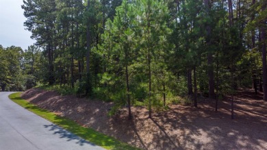 Beautiful home site on a quiet street in Reynolds Lake Oconee on Reynolds Lake Oconee - The Oconee in Georgia - for sale on GolfHomes.com, golf home, golf lot