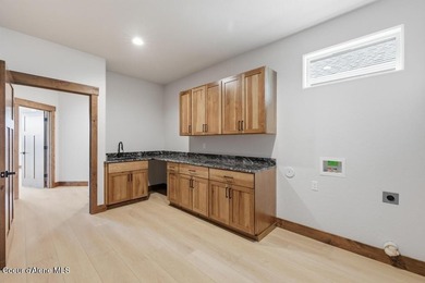 MOVE IN READY NEW CONSTRUCTION! Located in a gated community in on Stoneridge Golf Club in Idaho - for sale on GolfHomes.com, golf home, golf lot