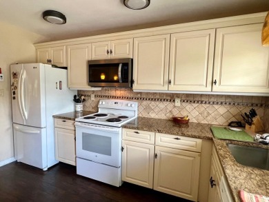 Lovely corner unit Baronet with Updated windows, kitchen with on Leisure Village Golf Course in New York - for sale on GolfHomes.com, golf home, golf lot