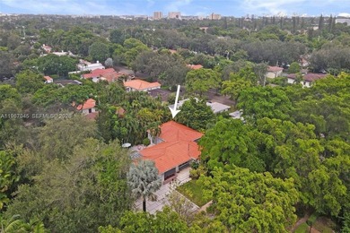 (HUGE DOUBLE CORNER LOT!) Over 100K Price Reduction & Over $100K on Granada Golf Club in Florida - for sale on GolfHomes.com, golf home, golf lot