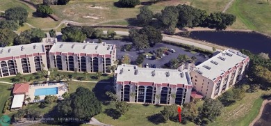 CORNER UNIT!  FIRST FLOOR.  55+ Community. This beautiful 2/2 on Inverrary Country Club in Florida - for sale on GolfHomes.com, golf home, golf lot