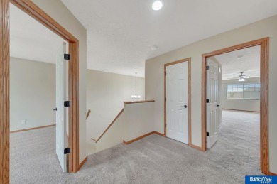 Come see this beautiful 2 story townhome in NE Lincoln! This on Mahoney Golf Course in Nebraska - for sale on GolfHomes.com, golf home, golf lot