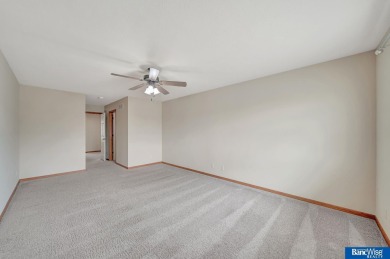 Come see this beautiful 2 story townhome in NE Lincoln! This on Mahoney Golf Course in Nebraska - for sale on GolfHomes.com, golf home, golf lot