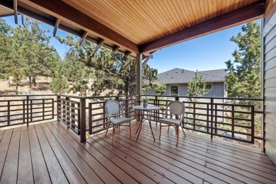 Gorgeous open floor plan home features large windows and on Rivers Edge Golf Resort in Oregon - for sale on GolfHomes.com, golf home, golf lot