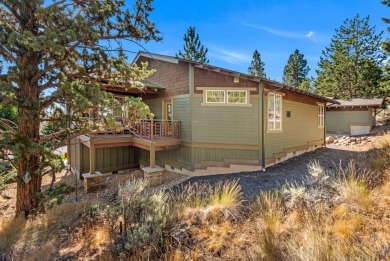 Gorgeous open floor plan home features large windows and on Rivers Edge Golf Resort in Oregon - for sale on GolfHomes.com, golf home, golf lot