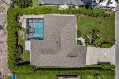 GORGEOUS POOL HOME - FUTURE GOLF COURSE VIEWS - SPACIOUS LAYOUT! on Golden Gate Country Club in Florida - for sale on GolfHomes.com, golf home, golf lot