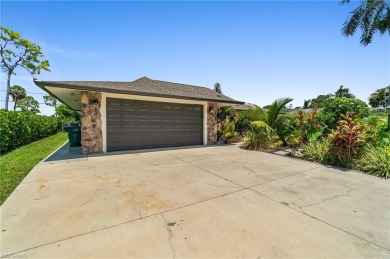 GORGEOUS POOL HOME - FUTURE GOLF COURSE VIEWS - SPACIOUS LAYOUT! on Golden Gate Country Club in Florida - for sale on GolfHomes.com, golf home, golf lot
