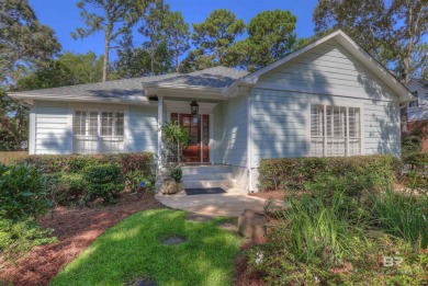 Welcome to this charming 3/2 single owner, single level home in on Lake Forest Yacht and Country Club in Alabama - for sale on GolfHomes.com, golf home, golf lot