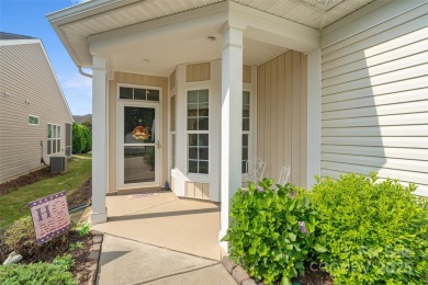 This well maintained two bedroom, two bathroom patio home offers on Carolina Lakes Golf Club, LLC in South Carolina - for sale on GolfHomes.com, golf home, golf lot