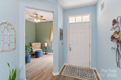 This well maintained two bedroom, two bathroom patio home offers on Carolina Lakes Golf Club, LLC in South Carolina - for sale on GolfHomes.com, golf home, golf lot