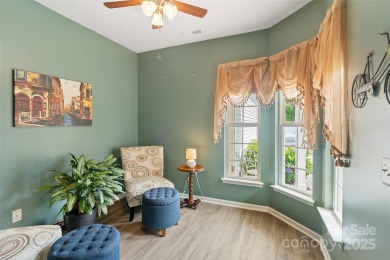 This well maintained two bedroom, two bathroom patio home offers on Carolina Lakes Golf Club, LLC in South Carolina - for sale on GolfHomes.com, golf home, golf lot
