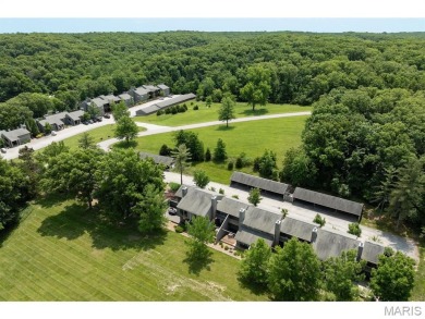 This phenomenal 2 level Innsbrook Condominium will be you all on Innsbrook Resort Golf Course in Missouri - for sale on GolfHomes.com, golf home, golf lot