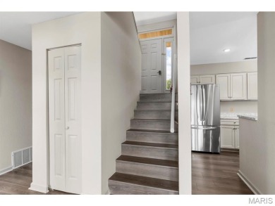 This phenomenal 2 level Innsbrook Condominium will be you all on Innsbrook Resort Golf Course in Missouri - for sale on GolfHomes.com, golf home, golf lot