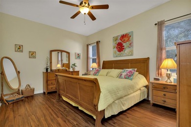 AWESOME OPEN CONCEPT in this FULLY FURNISHED/TURNKEY Legacy on Kings Gate Golf Club in Florida - for sale on GolfHomes.com, golf home, golf lot