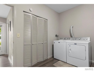 This phenomenal 2 level Innsbrook Condominium will be you all on Innsbrook Resort Golf Course in Missouri - for sale on GolfHomes.com, golf home, golf lot