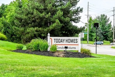 Move in ready 2 bedroom condo!  New carpet, granite countertops on Fairfield Greens-North Trace in Ohio - for sale on GolfHomes.com, golf home, golf lot