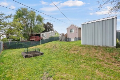 Perfect starter home! updated in 2017 and still in great on Esmeralda Golf Course in Washington - for sale on GolfHomes.com, golf home, golf lot