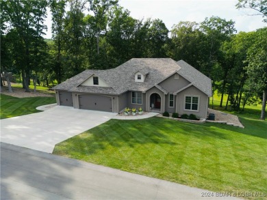 Price improvement! Infinity Homes, beautifully built home sits on Osage National Golf Club in Missouri - for sale on GolfHomes.com, golf home, golf lot