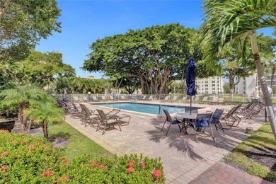 BEAUTIFUL CHARMING 1/1.5 CONDO WITH VIEW OF THE GOLF COURSE on Palm-Aire Country Club and Resort - Palms in Florida - for sale on GolfHomes.com, golf home, golf lot