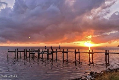 A beautifully, wooded lot with Creek views. Situated at the back on Minnesott Golf and Country Club in North Carolina - for sale on GolfHomes.com, golf home, golf lot