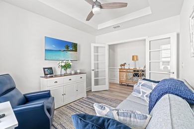 Move in ready! 1 mile, or 10-minute golf cart ride to the beach on Beachwood Golf Club in South Carolina - for sale on GolfHomes.com, golf home, golf lot