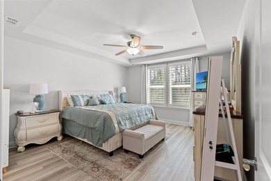 Move in ready! 1 mile, or 10-minute golf cart ride to the beach on Beachwood Golf Club in South Carolina - for sale on GolfHomes.com, golf home, golf lot